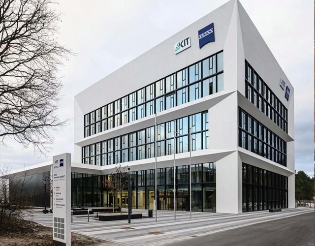 卡尔斯鲁厄理工学院